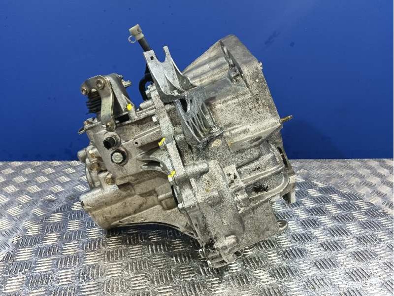 Recambio de caja cambios para renault megane ii berlina 5p dynamique referencia OEM IAM ND0001  