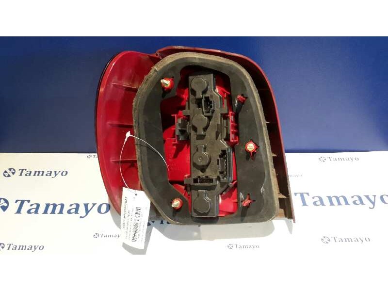 Recambio de piloto trasero derecho para volkswagen polo berlina (6n2) referencia OEM IAM 6N0945257B  