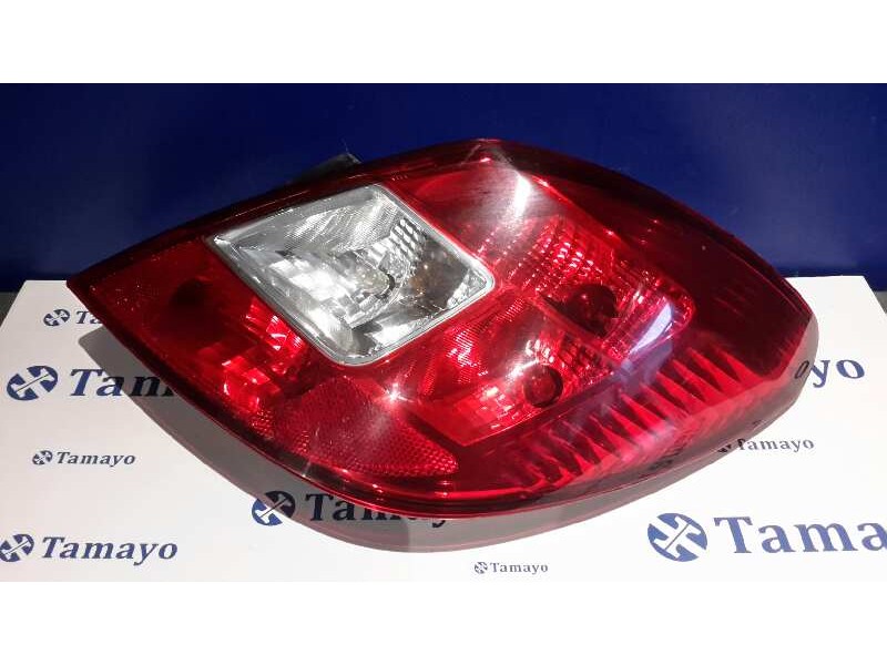 Recambio de piloto trasero derecho para opel corsa d referencia OEM IAM 13269051  89318821