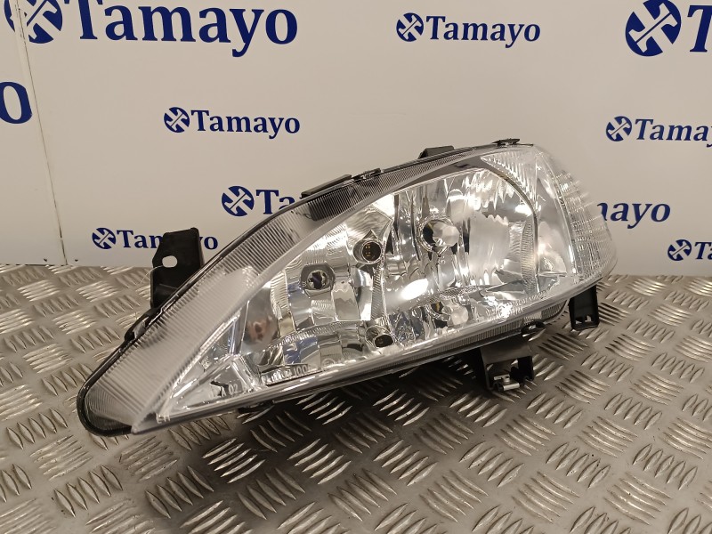 Recambio de faro izquierdo para renault megane i fase 2 berlina (ba0) referencia OEM IAM 7701047184  085511131L