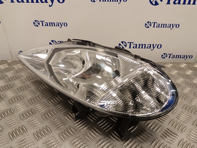 Recambio de faro izquierdo para renault megane i fase 2 berlina (ba0) referencia OEM IAM 7701047184  085511131L