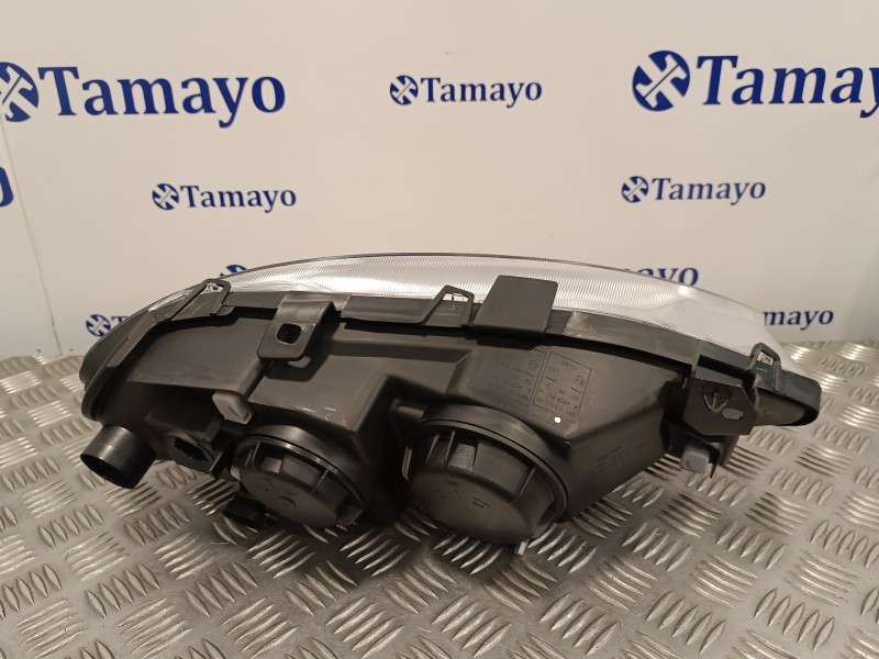 Recambio de faro izquierdo para renault megane i fase 2 berlina (ba0) referencia OEM IAM 7701047184  085511131L
