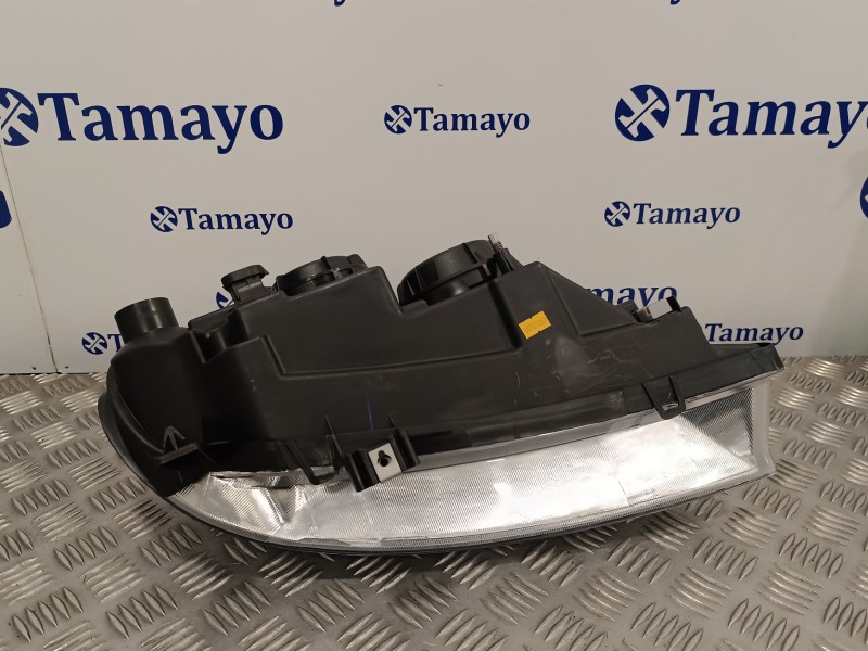 Recambio de faro izquierdo para renault megane i fase 2 berlina (ba0) referencia OEM IAM 7701047184  085511131L