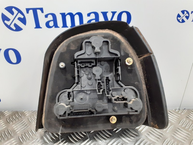 Recambio de piloto trasero izquierdo para volkswagen golf iii berlina (1h1) cl referencia OEM IAM 1H6945111B  