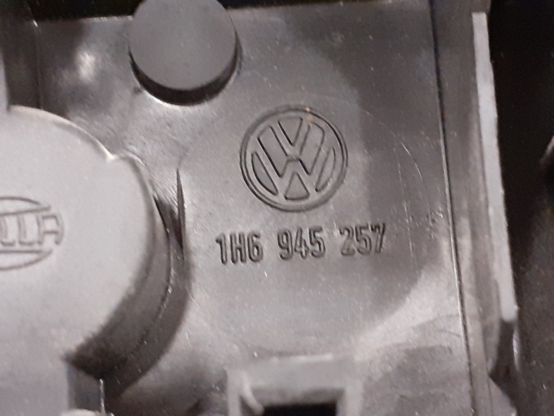 Recambio de piloto trasero izquierdo para volkswagen golf iii berlina (1h1) cl referencia OEM IAM 1H6945111B  