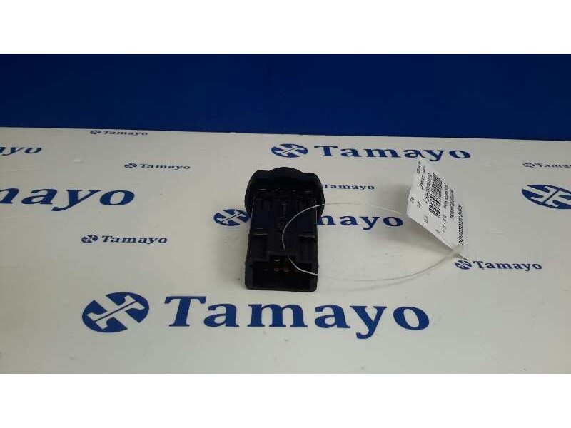 Recambio de interruptor warning para dacia sandero stepway referencia OEM IAM 602232A  