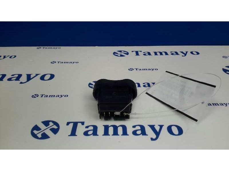 Recambio de interruptor para dacia sandero stepway referencia OEM IAM E2311115  