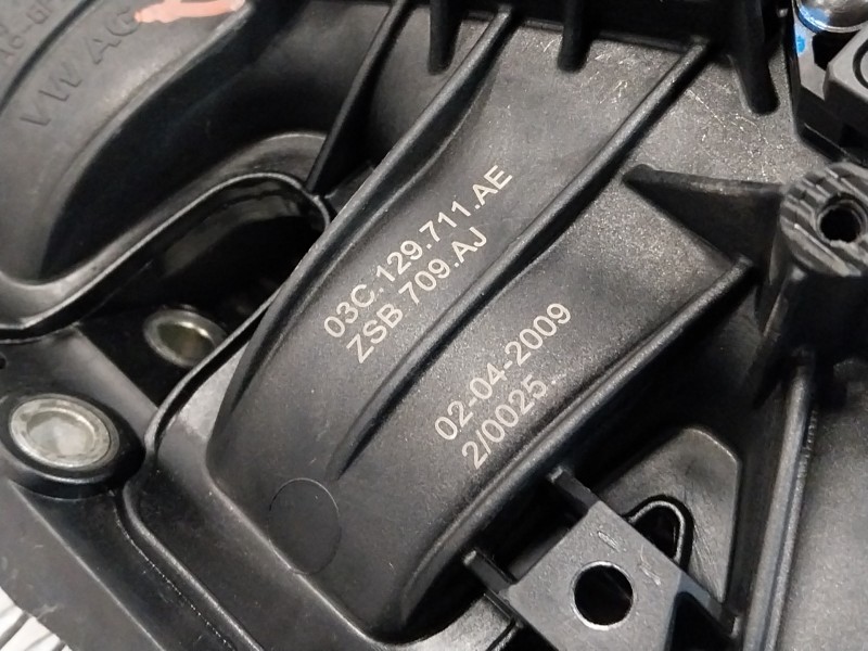 Recambio de colector admision para seat ibiza (6j5) 1.4 16v tsi referencia OEM IAM 03C129711AE  