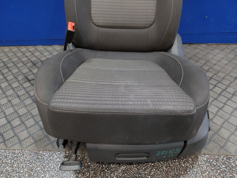 Recambio de asiento delantero izquierdo para seat alhambra (7n) 1.4 tsi referencia OEM IAM   