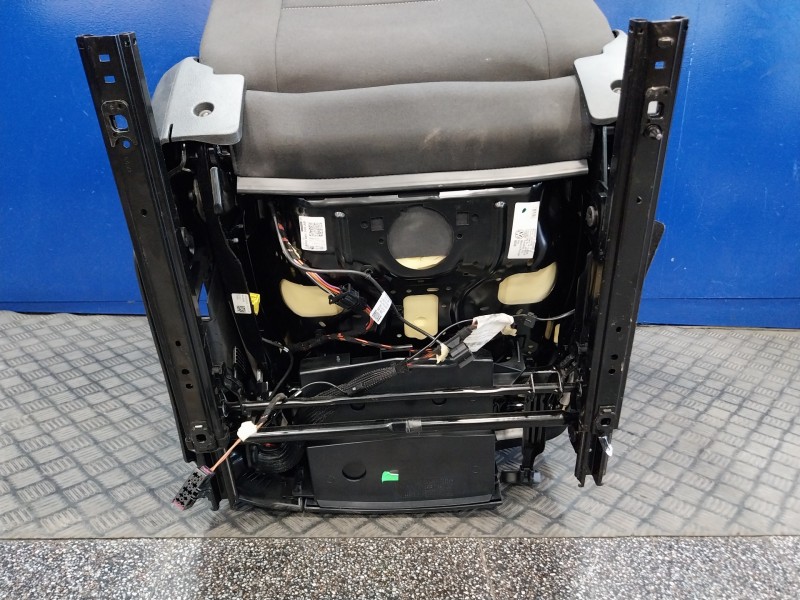 Recambio de asiento delantero izquierdo para seat alhambra (7n) 1.4 tsi referencia OEM IAM   