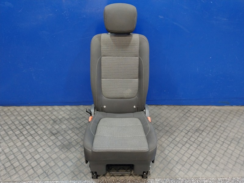 Recambio de asiento trasero medio para seat alhambra (7n) 1.4 tsi referencia OEM IAM   