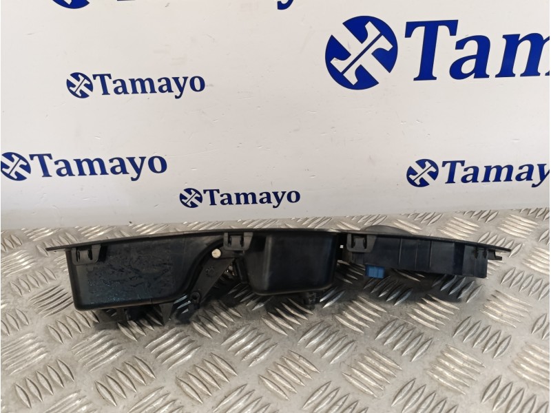 Recambio de mando elevalunas delantero derecho para fiat doblo 1.3 16v jtd cat referencia OEM IAM 735484916  