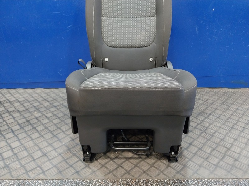 Recambio de asiento trasero medio para seat alhambra (7n) 1.4 tsi referencia OEM IAM   