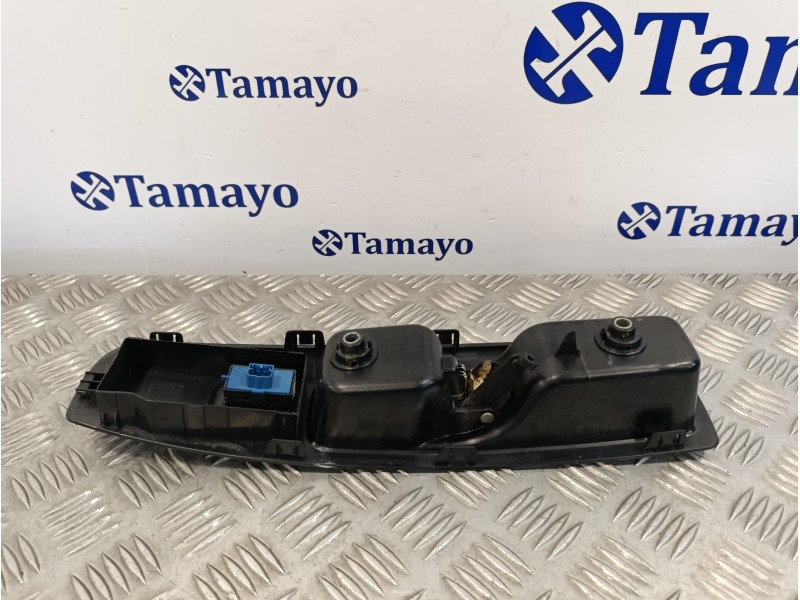 Recambio de mando elevalunas delantero derecho para fiat doblo 1.3 16v jtd cat referencia OEM IAM 735484916  