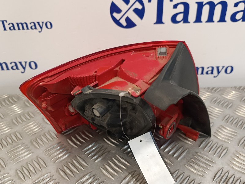 Recambio de piloto trasero derecho para seat ibiza st (6j8) 1.2 tdi referencia OEM IAM   