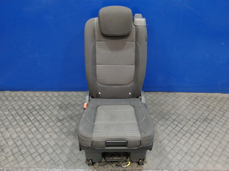Recambio de asientos trasero izquierdo para seat alhambra (7n) 1.4 tsi referencia OEM IAM   
