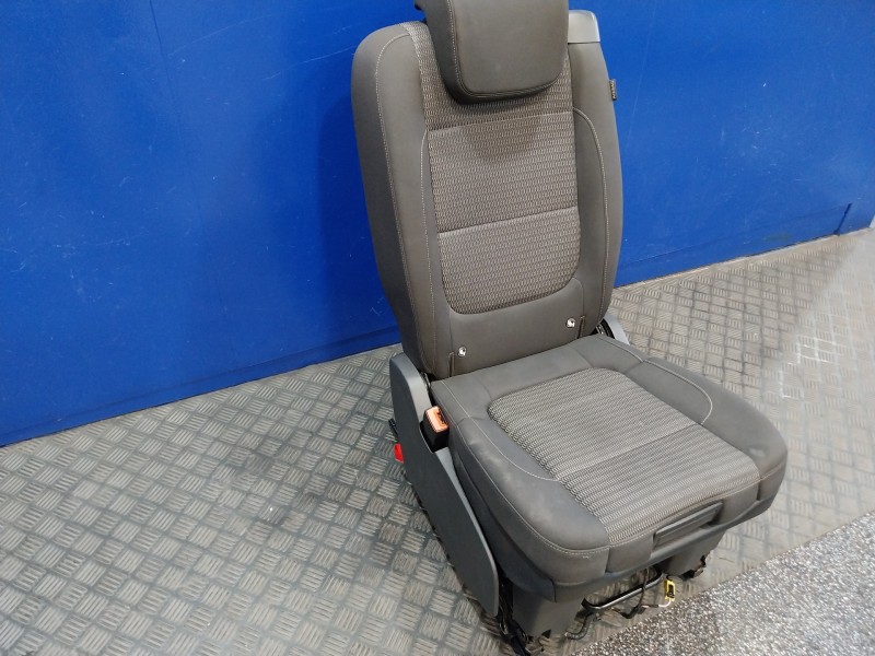 Recambio de asientos trasero izquierdo para seat alhambra (7n) 1.4 tsi referencia OEM IAM   