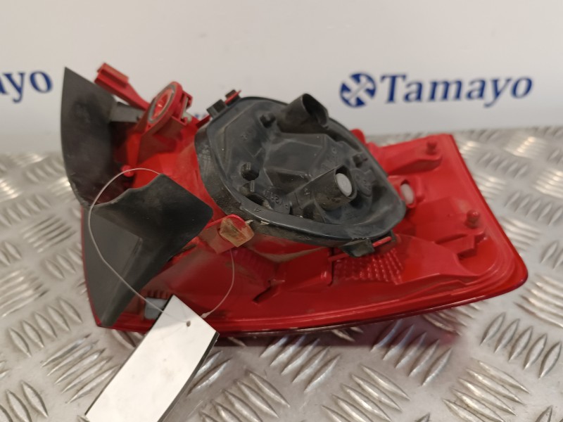 Recambio de piloto trasero derecho para seat ibiza st (6j8) 1.2 tdi referencia OEM IAM   