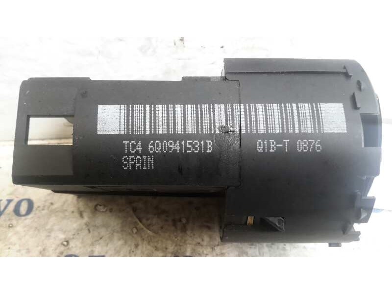 Recambio de mando luces para volkswagen polo (9n1) 1.4 16v referencia OEM IAM 6Q0941531B  