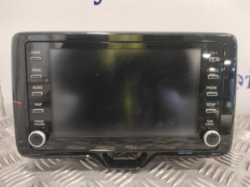 Recambio de sistema audio / radio cd para toyota yaris cross cross (xp210) referencia OEM IAM 861400D601  1140009721A101
