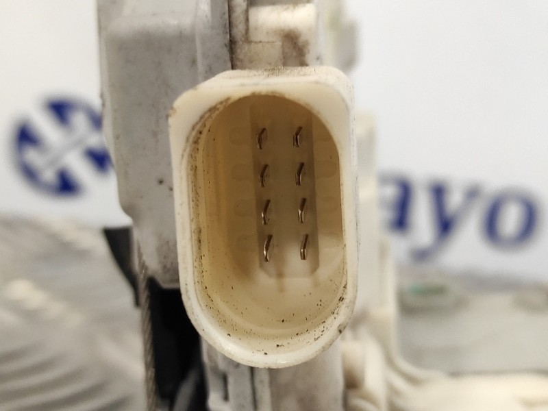 Recambio de cerradura puerta delantera izquierda para audi a6 berlina (4f2) 4.2 v8 40v referencia OEM IAM 4F2837015  