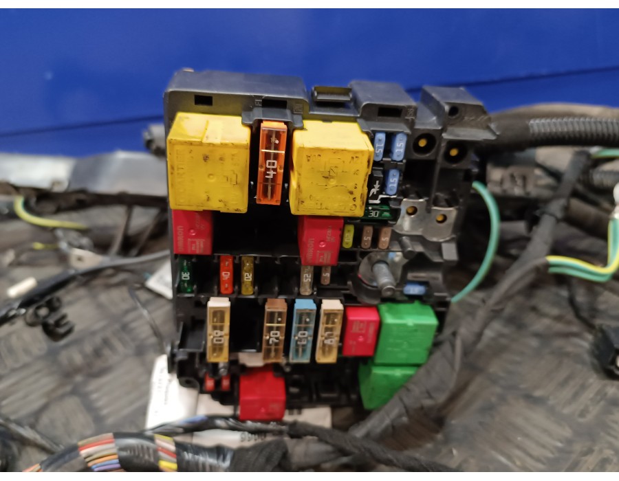 Recambio de instalacion electrica salpicadero para peugeot 208 1.2 12v e-vti referencia OEM IAM AC353309 10800066A9 452814602