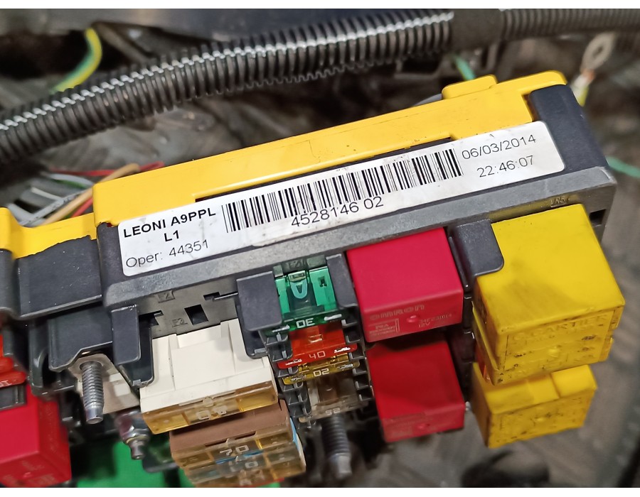 Recambio de instalacion electrica salpicadero para peugeot 208 1.2 12v e-vti referencia OEM IAM AC353309 10800066A9 452814602