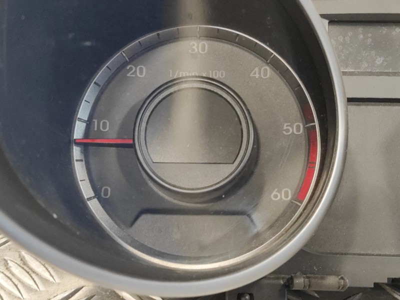 Recambio de cuadro instrumentos para hyundai ix35 1.7 crdi cat referencia OEM IAM 940032Y290  