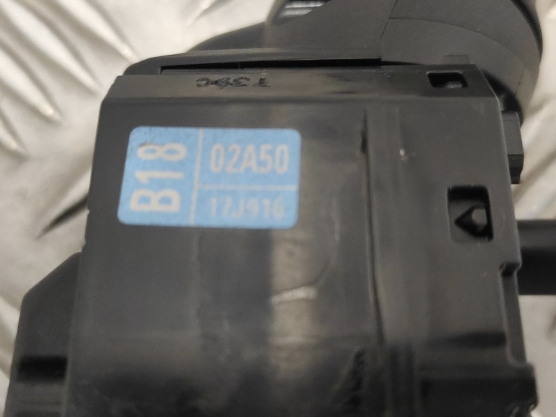 Recambio de mando limpia para toyota yaris cross cross (xp210) referencia OEM IAM 02A5017J916  