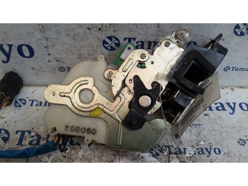 Recambio de cerradura puerta trasera derecha para kia sorento 2.5 crdi cat referencia OEM IAM   