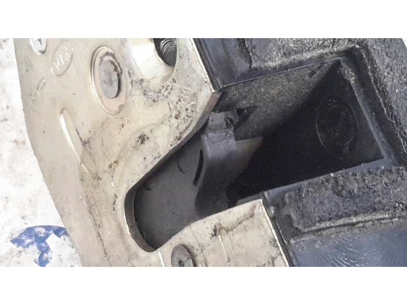 Recambio de cerradura puerta trasera derecha para kia sorento 2.5 crdi cat referencia OEM IAM   
