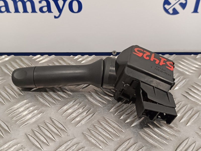 Recambio de mando multifuncion para toyota yaris 1.3 16v cat referencia OEM IAM 17F003LH  17F144