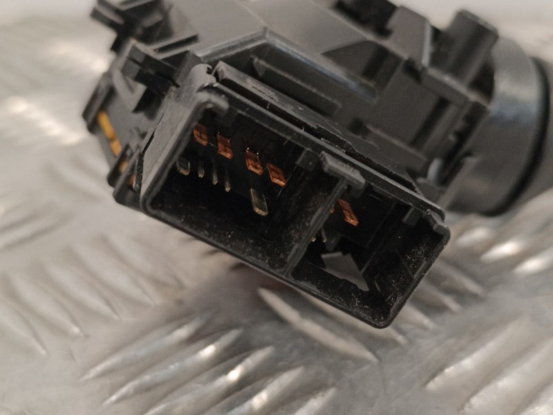 Recambio de mando multifuncion para toyota yaris 1.3 16v cat referencia OEM IAM 17F003LH  17F144