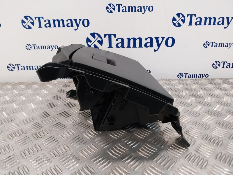 Recambio de guantera para toyota yaris cross cross (xp210) referencia OEM IAM 55550K0030 116746A0 B000656B