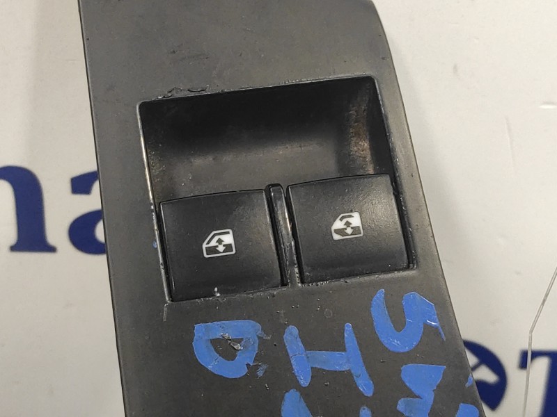 Recambio de mando elevalunas delantero izquierdo para opel astra j lim. enjoy referencia OEM IAM 13305978  