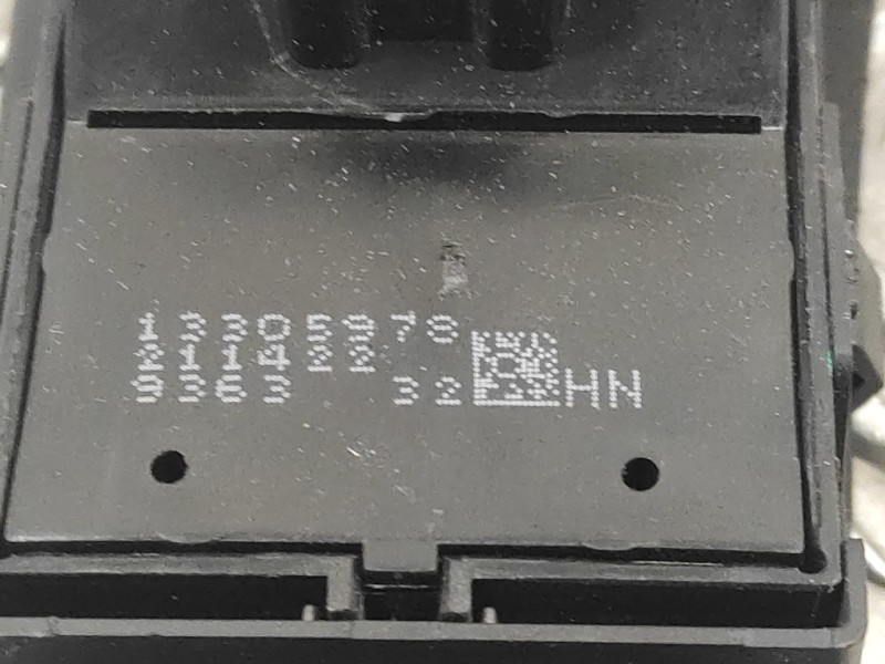 Recambio de mando elevalunas delantero izquierdo para opel astra j lim. enjoy referencia OEM IAM 13305978  