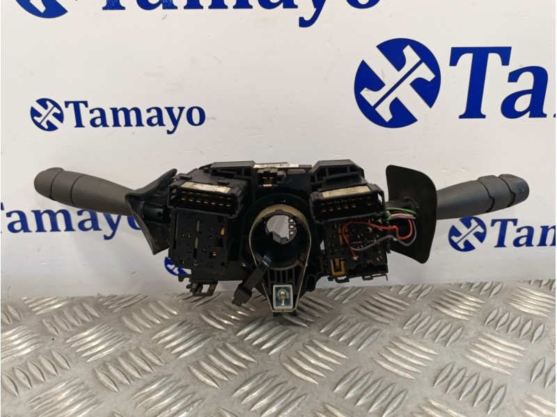 Recambio de mando multifuncion para dacia duster 1.6 16v cat referencia OEM IAM 8200792587T 8200792587 901057668