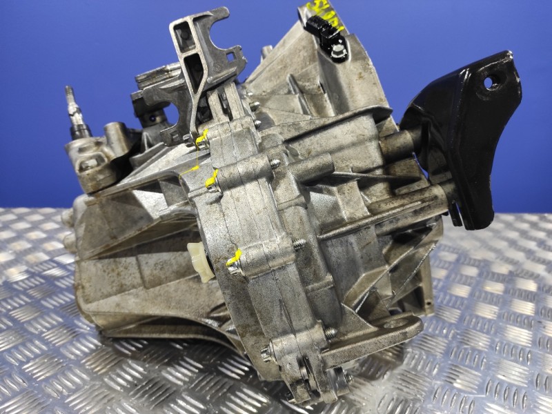 Recambio de caja cambios para renault megane ii berlina 3p 1.5 dci diesel referencia OEM IAM TL4A001  