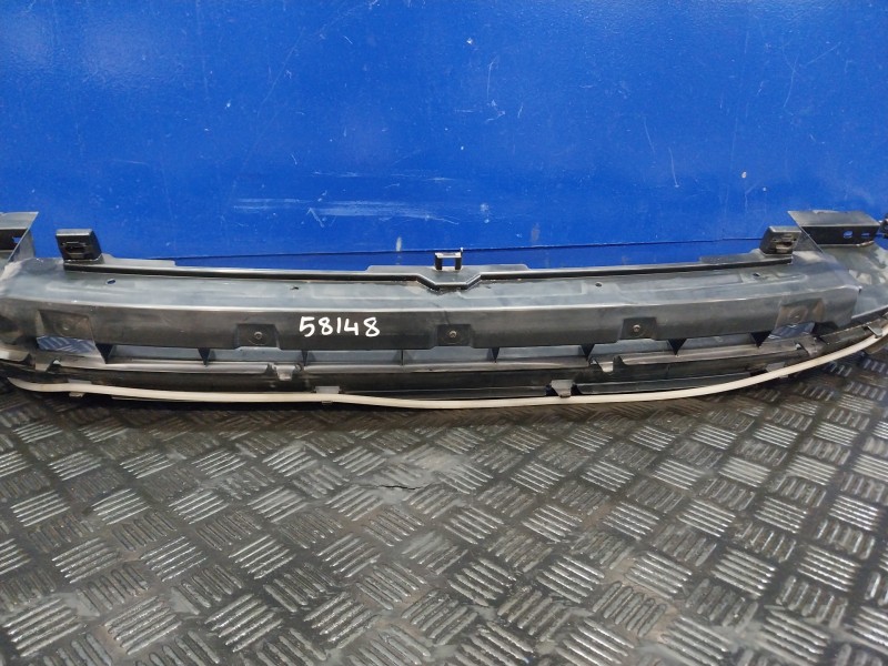 Recambio de panel frontal para land rover discovery sport referencia OEM IAM FK7217E778AD  FK7217E778BC