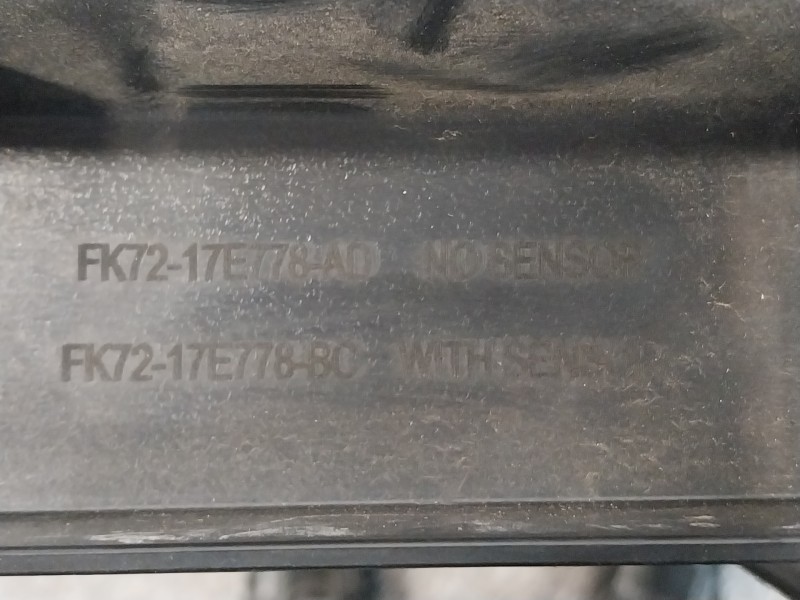 Recambio de panel frontal para land rover discovery sport referencia OEM IAM FK7217E778AD  FK7217E778BC