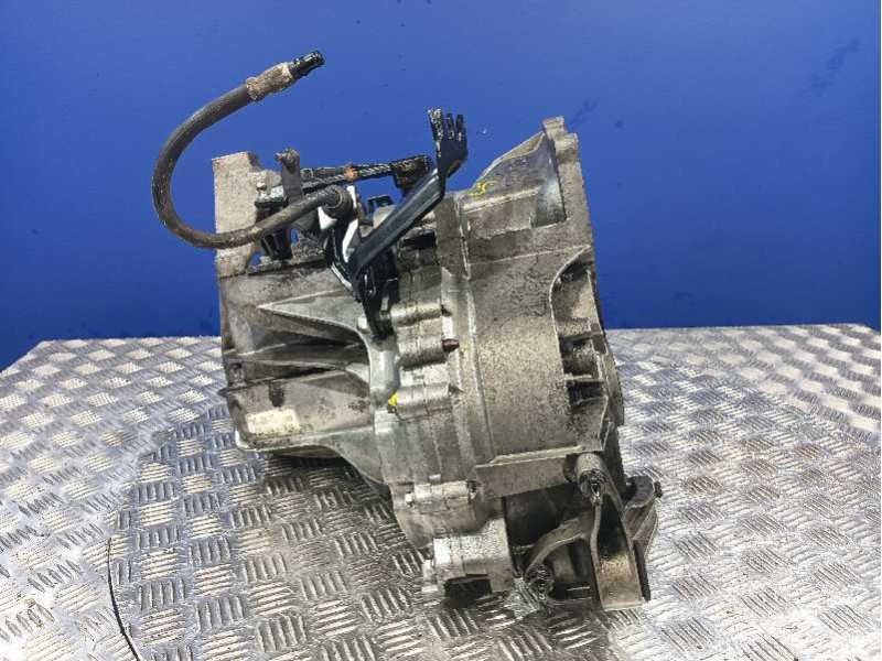 Recambio de caja cambios para ford focus berlina (cap) referencia OEM IAM 3M5R7002YG  
