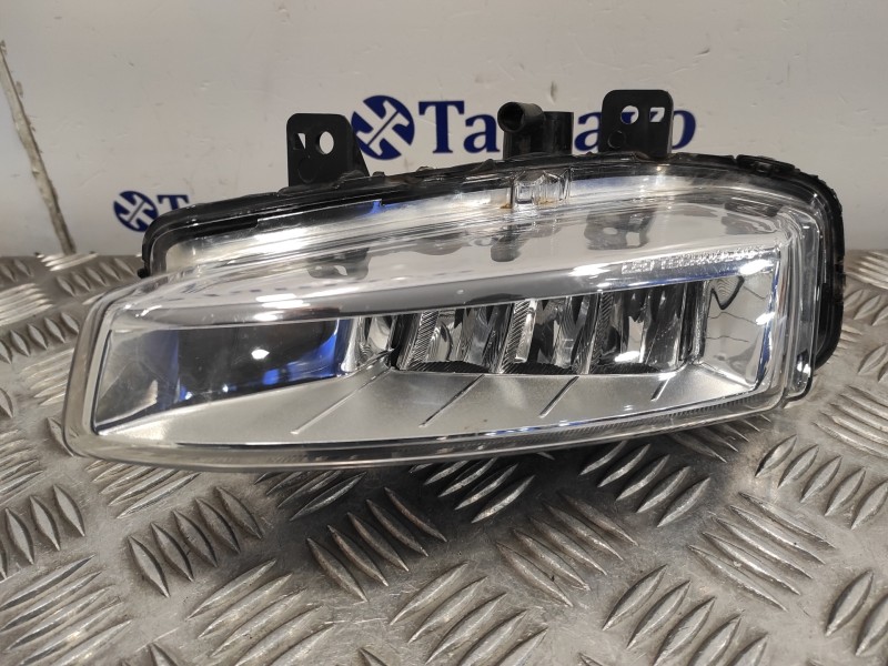 Recambio de faro antiniebla izquierdo para land rover discovery sport referencia OEM IAM FJ3215201AC  19805600