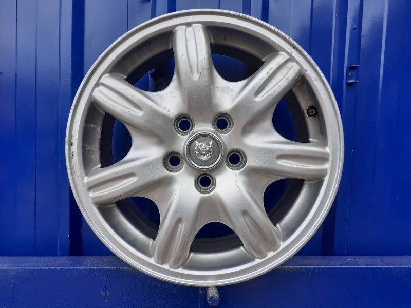 Recambio de llanta para jaguar s-type 3.0 v6 24v cat referencia OEM IAM XR831007DB  