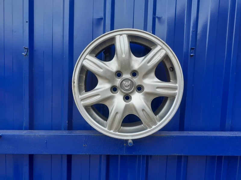 Recambio de llanta para jaguar s-type 3.0 v6 24v cat referencia OEM IAM XR831007DB  