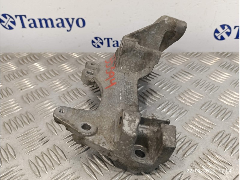 Recambio de soporte alternador para dacia lodgy 1.2 16v tce cat referencia OEM IAM 117104394R  