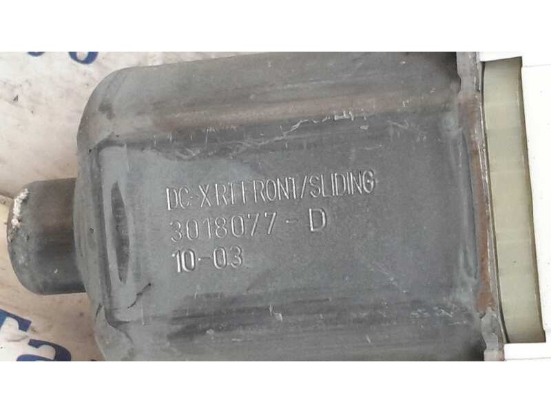 Recambio de motor elevalunas trasero izquierdo para chrysler grand voyager lx referencia OEM IAM 0130822335  