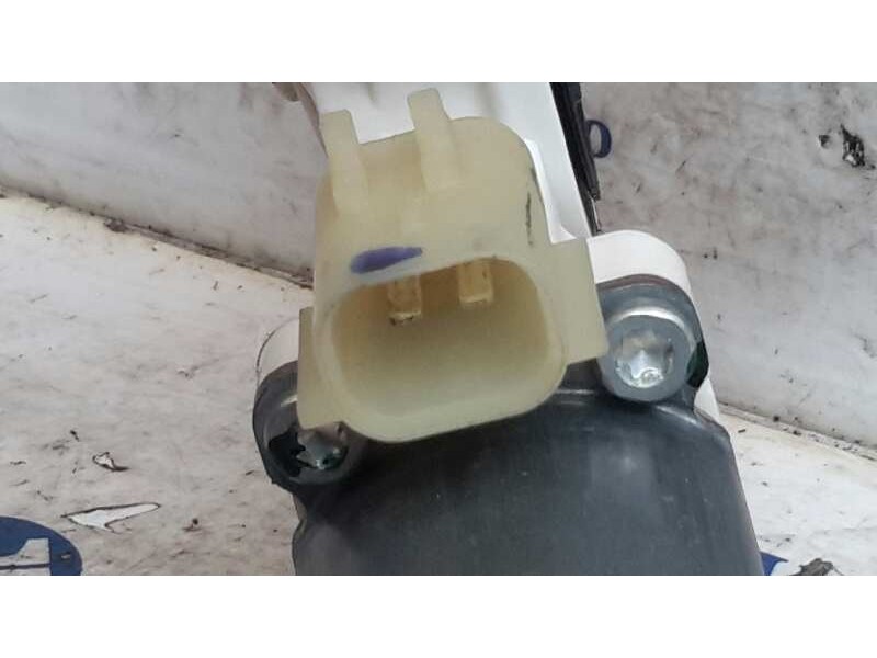 Recambio de motor elevalunas trasero izquierdo para chrysler grand voyager lx referencia OEM IAM 0130822335  