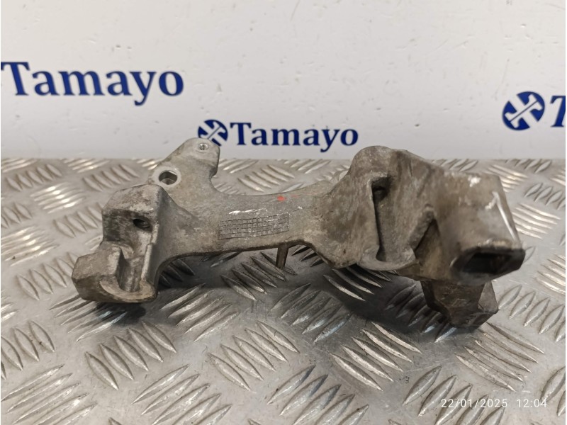 Recambio de soporte alternador para dacia lodgy 1.2 16v tce cat referencia OEM IAM 117104394R  