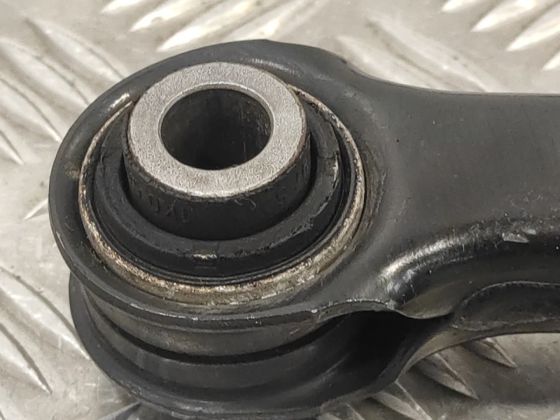 Recambio de tirante trasero derecho para audi a3 sportback (8va) 2.0 16v tdi referencia OEM IAM 5Q0505323D  