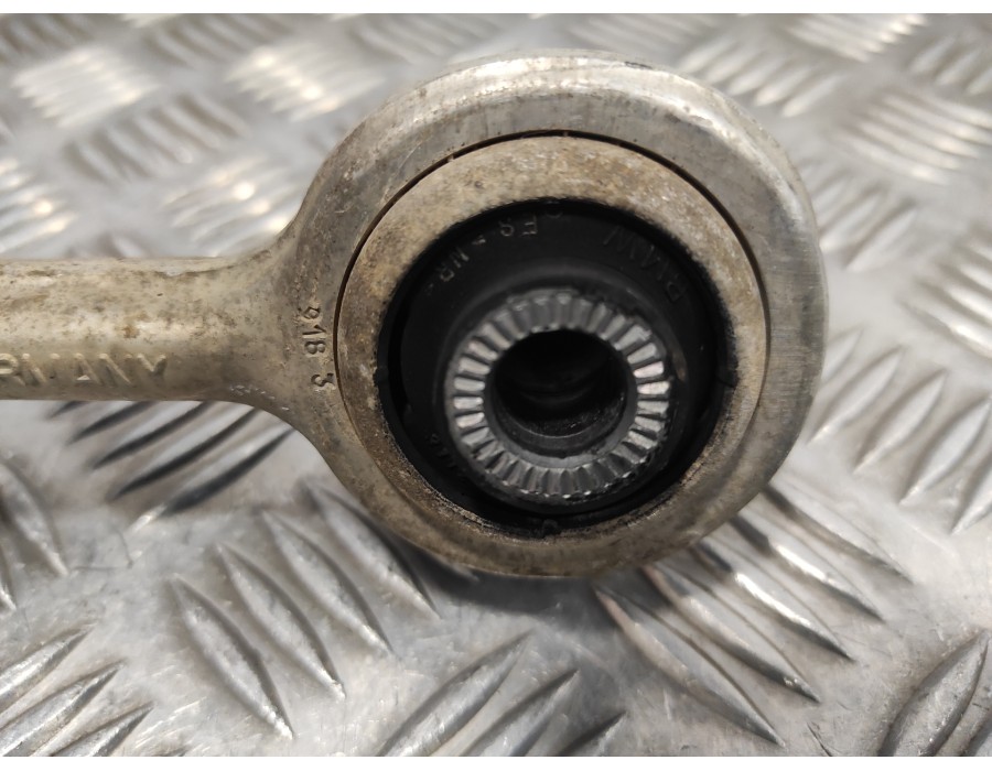 Recambio de brazo suspension inferior delantero izquierdo para bmw serie 1 berlina (e81/e87) referencia OEM IAM 31126763699L  